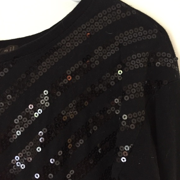 Limited Sequin Top - Picture 2 of 5